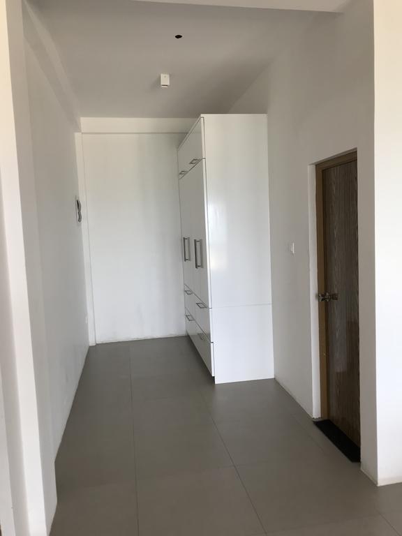 White Sand Villa - Beach Front Hikkaduwa Ngoại thất bức ảnh