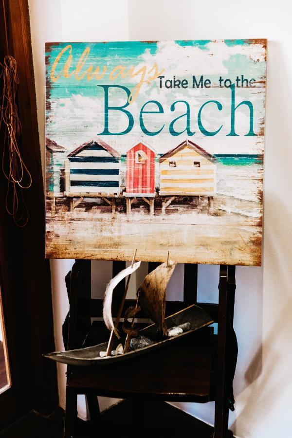 White Sand Villa - Beach Front Hikkaduwa Ngoại thất bức ảnh